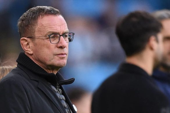 Paul Pogba puts in fine performance for Man United vs Man