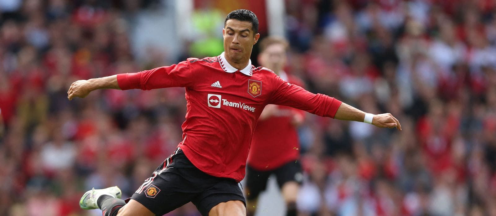 Henry Winter says Cristiano Ronaldo should be moved out of Old Trafford – Man United News And Transfer News