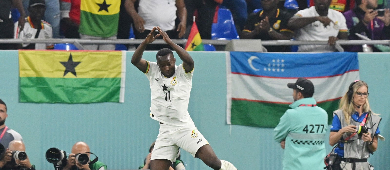 Cristiano Ronaldo fumes as Siu celebration is stolen during World Cup clash  with Ghana