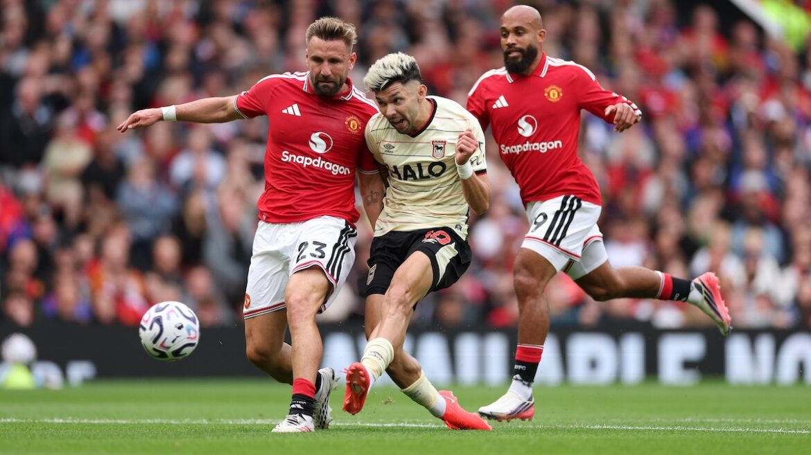 Picture of Enciso and Luke Shaw